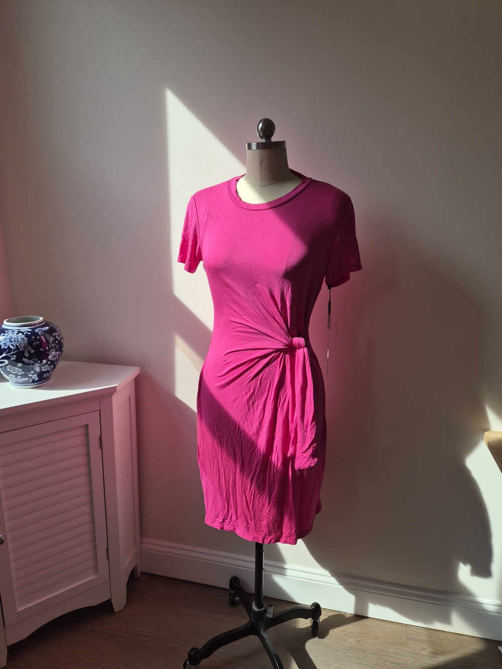NWT Tie-Waist Fuchsia Hot Pink Short Sleeve Dress CALVIN KLEIN